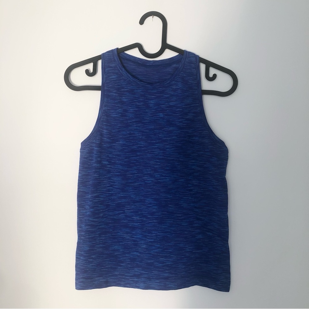 Lululemon Swiftly Tech Racerback Tank Race Length Size 4 Blue *special edition*